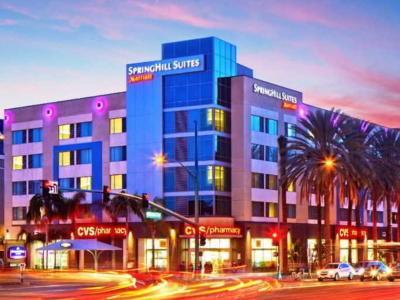 Hotel SpringHill Suites by Marriott Anaheim - Bild 2