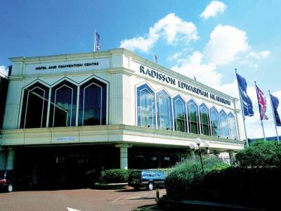 Radisson Blu Edwardian Heathrow Hotel & Conference Centre, London - Bild 2