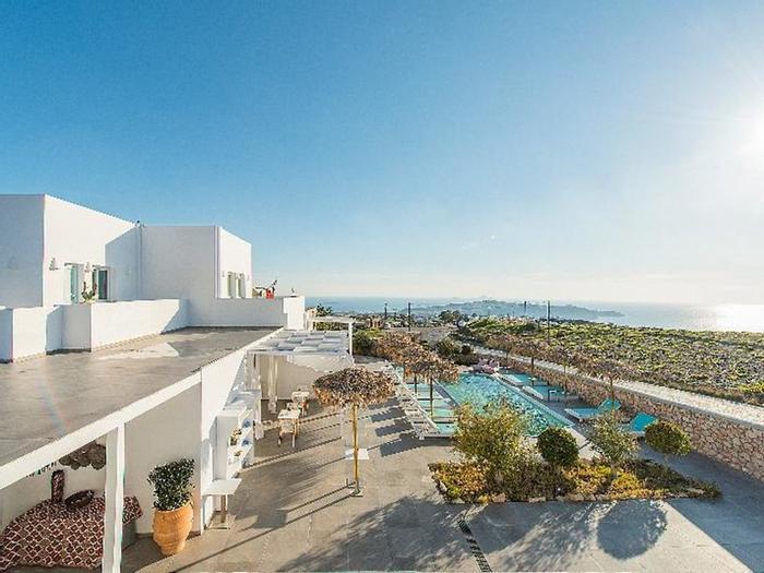 Hotel Impressive One Santorini - Bild 1