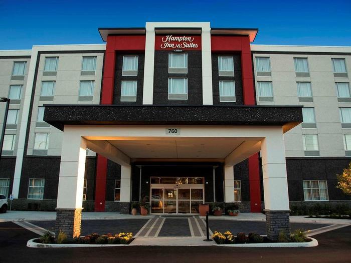 Hotel Hampton Inn & Suites by Hilton Thunder Bay - Bild 1