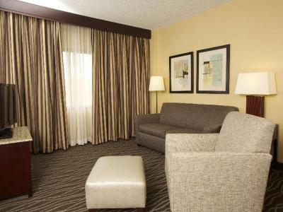 DoubleTree Suites by Hilton Hotel Raleigh - Durham - Bild 5