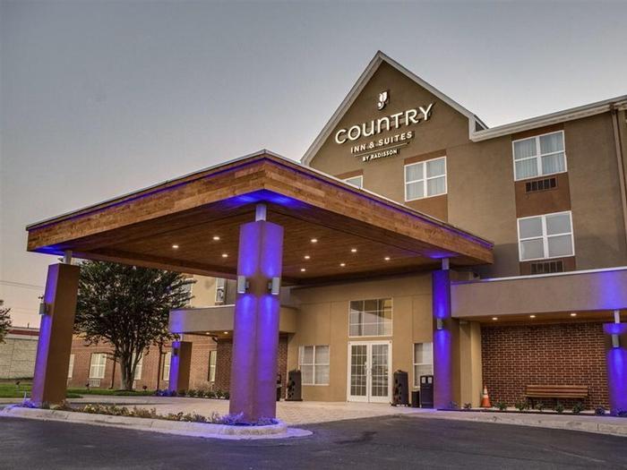 Hotel Country Inn & Suites by Radisson, Harlingen, TX - Bild 1