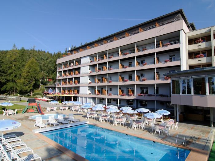 Hotel Faern Crans-Montana - Bild 1