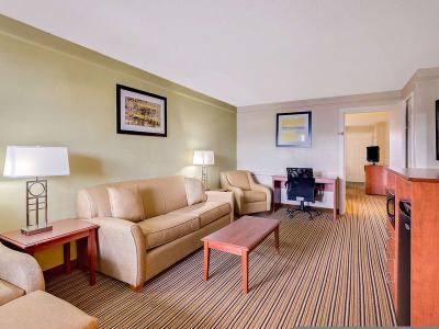 Hotel Baymont by Wyndham Jacksonville Orange Park - Bild 5