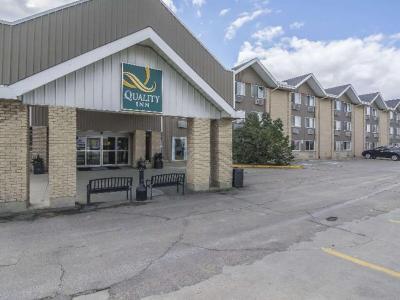 Hotel Quality Inn West Edmonton - Bild 2