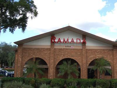Hotel Ramada by Wyndham Temple Terrace/Tampa North - Bild 4
