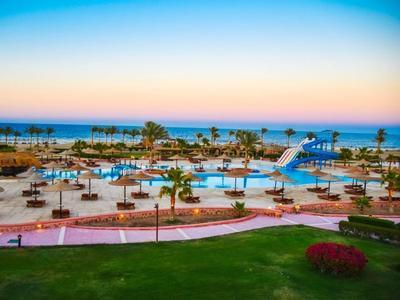 Hotel Bliss Nada Beach Resort - Bild 4