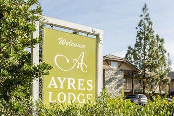 Hotel Ayres Lodge Alpine - Bild 5