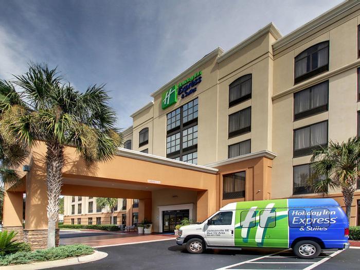 Hotel Holiday Inn Express & Suites Jacksonville SE- Med Ctr Area - Bild 1