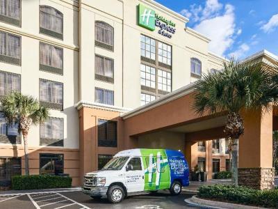 Hotel Holiday Inn Express & Suites Jacksonville SE- Med Ctr Area - Bild 2