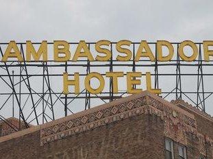 Ambassador Hotel - Milwaukee