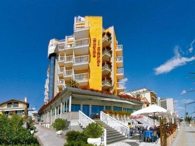 Hotel Capri & Residence