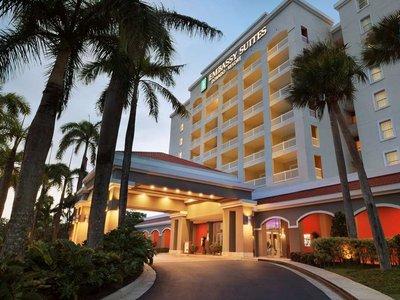Embassy Suites Hotel Dorado Del Mar Beach & Golf Resort