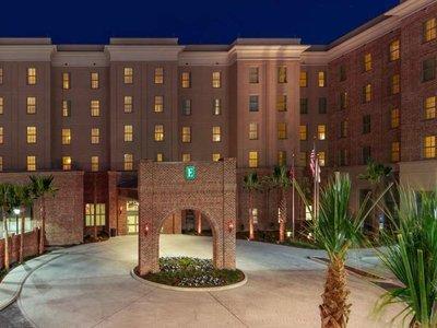 Embassy Suites by Hilton Savannah