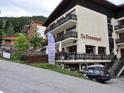 Hôtel Le Provencal - Les Deux Alpes