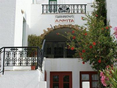 Annita's Village Hotel
