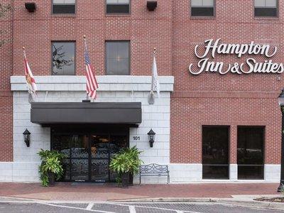Hampton Inn Suites - Gainesville Downtown