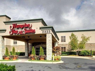 Hampton Inn & Suites Aurora
