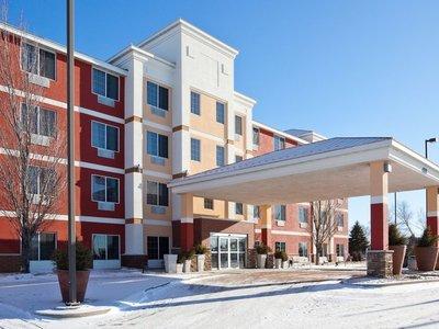 Holiday Inn Express & Suites St. Cloud