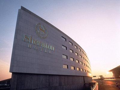 Sheraton Paris Airport Hotel & Conference Centre