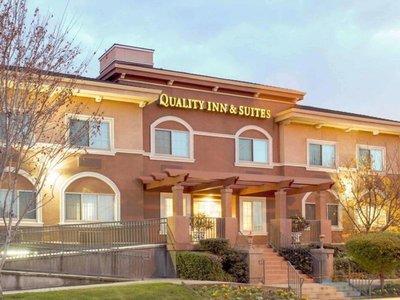 Quality Inn & Suites-Mountain View